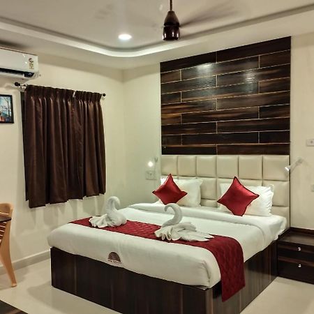 Annai Residency Hotell Vellore Exteriör bild