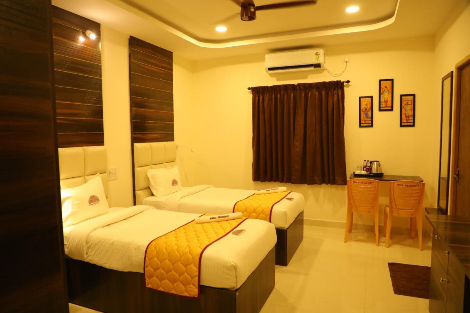 Annai Residency Hotell Vellore Exteriör bild