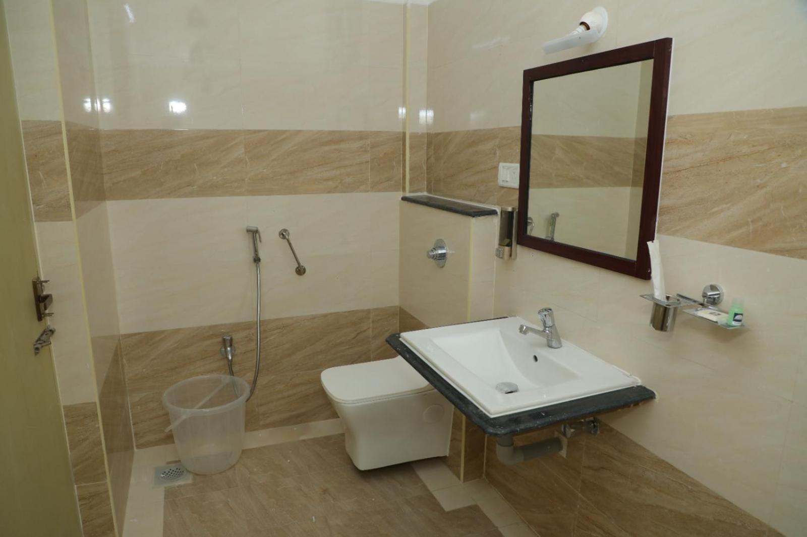 Annai Residency Hotell Vellore Exteriör bild